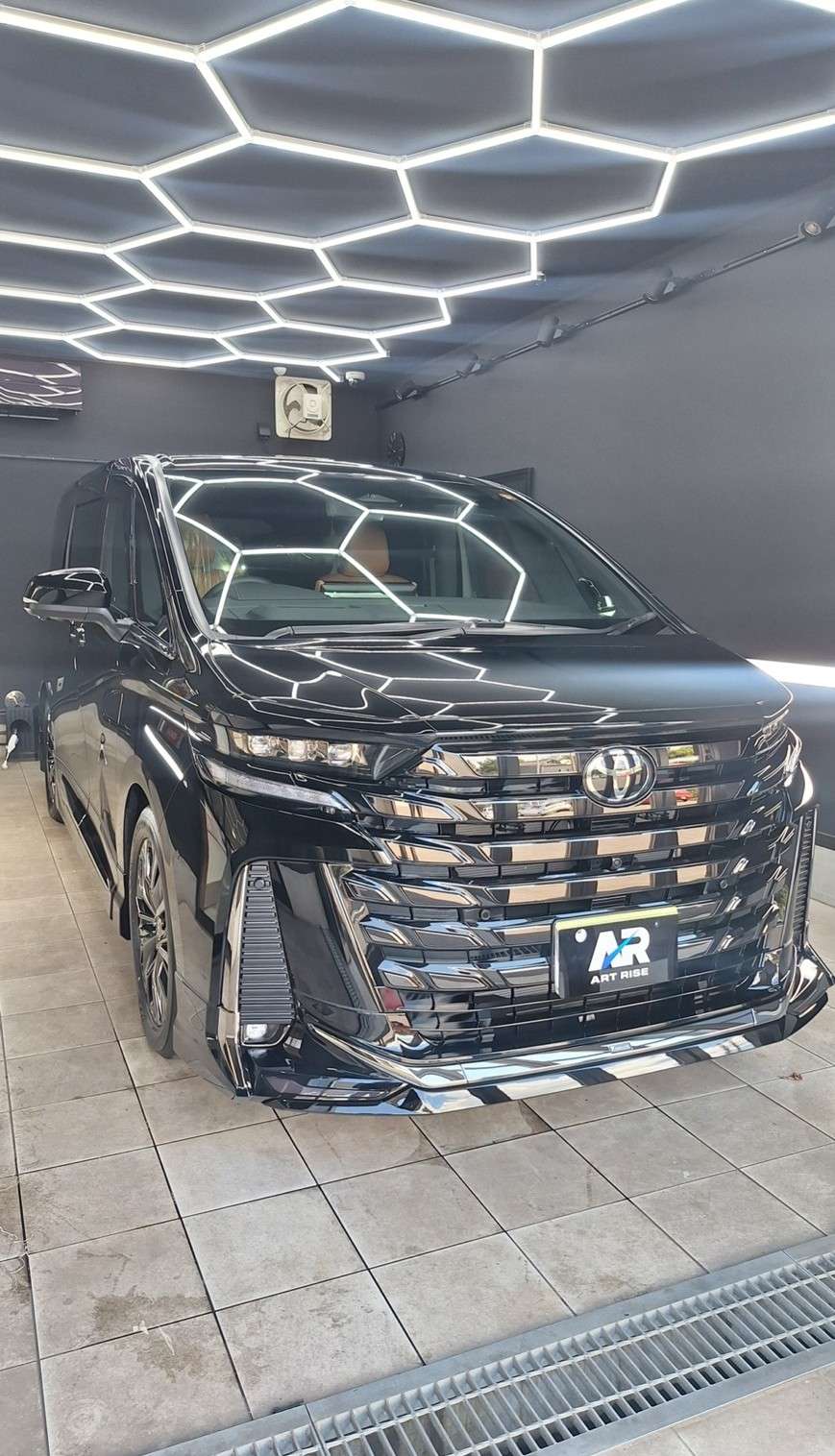 【トヨタ ヴェルファイア】グラヴィス 新車コース 茨城県筑西市より