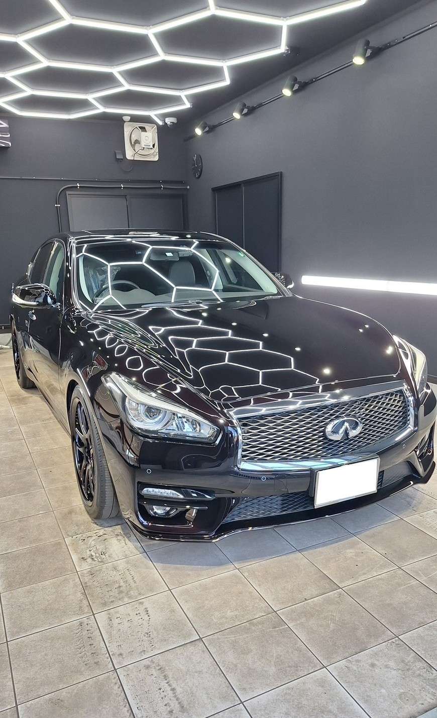 【日産 フーガ】リアルガラスコートM ボディ磨き 茨城県取手市より