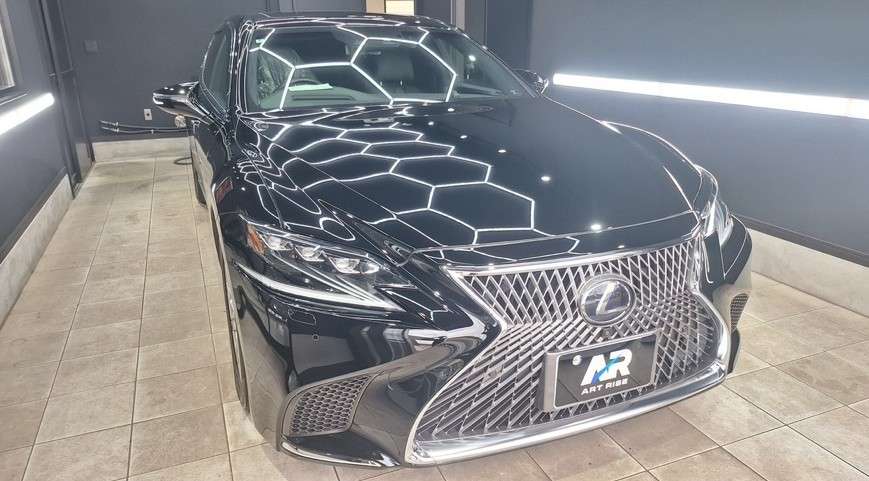 【レクサス  LS500h】グラヴィス ボディ磨き 茨城県つくばみらい市より