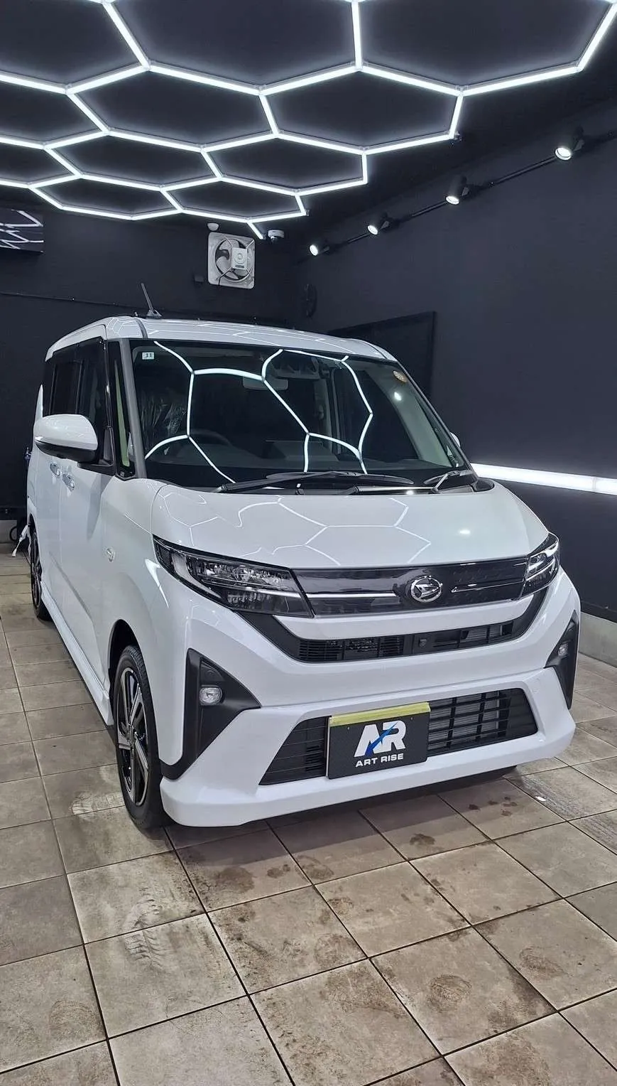 【ダイハツ ムーヴ】リアルガラスコートR 新車コース 茨城県つくば市より