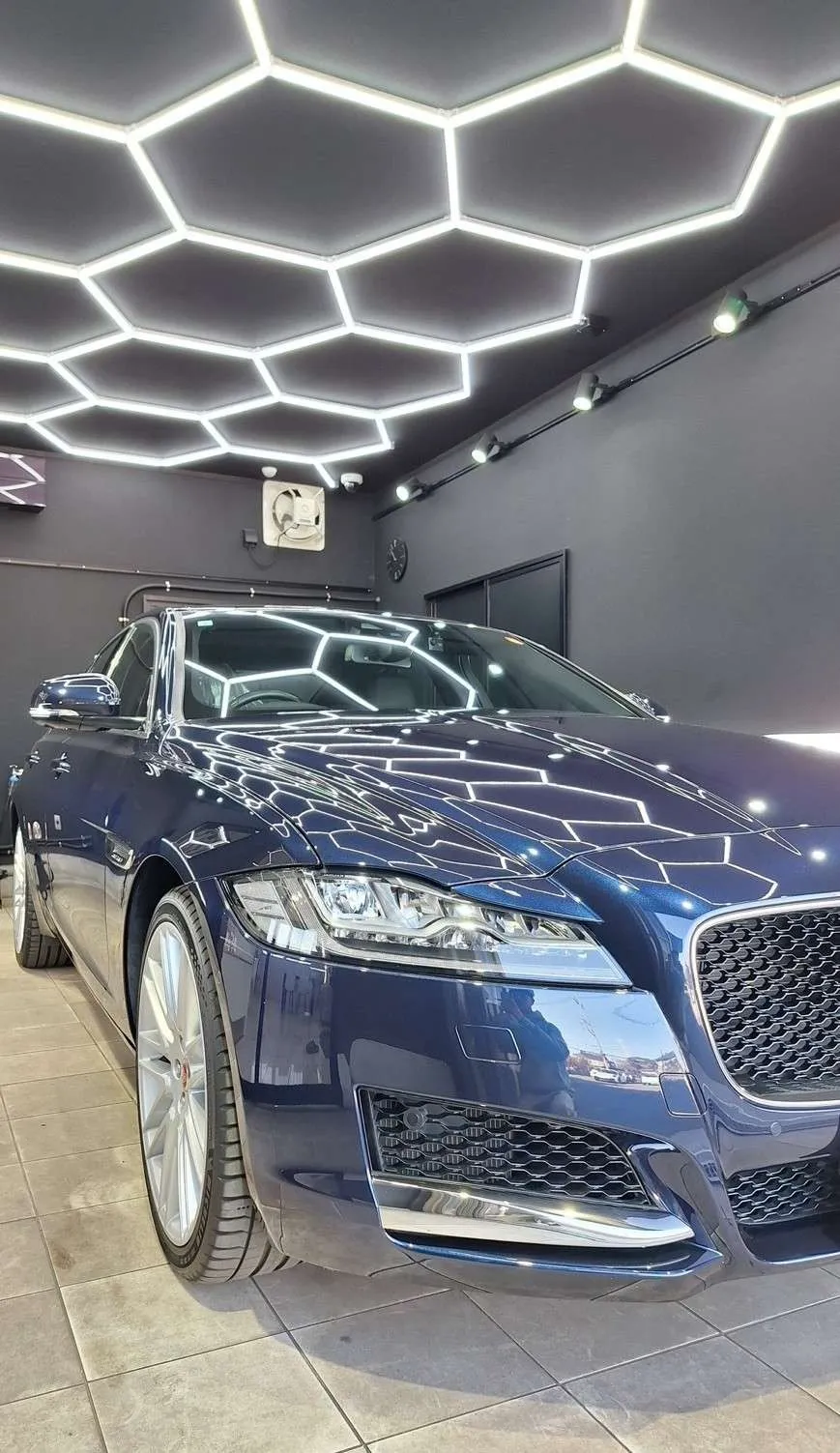 【ジャガー XF】リアルガラスコートＭ ボディ磨き 茨城県水戸市より