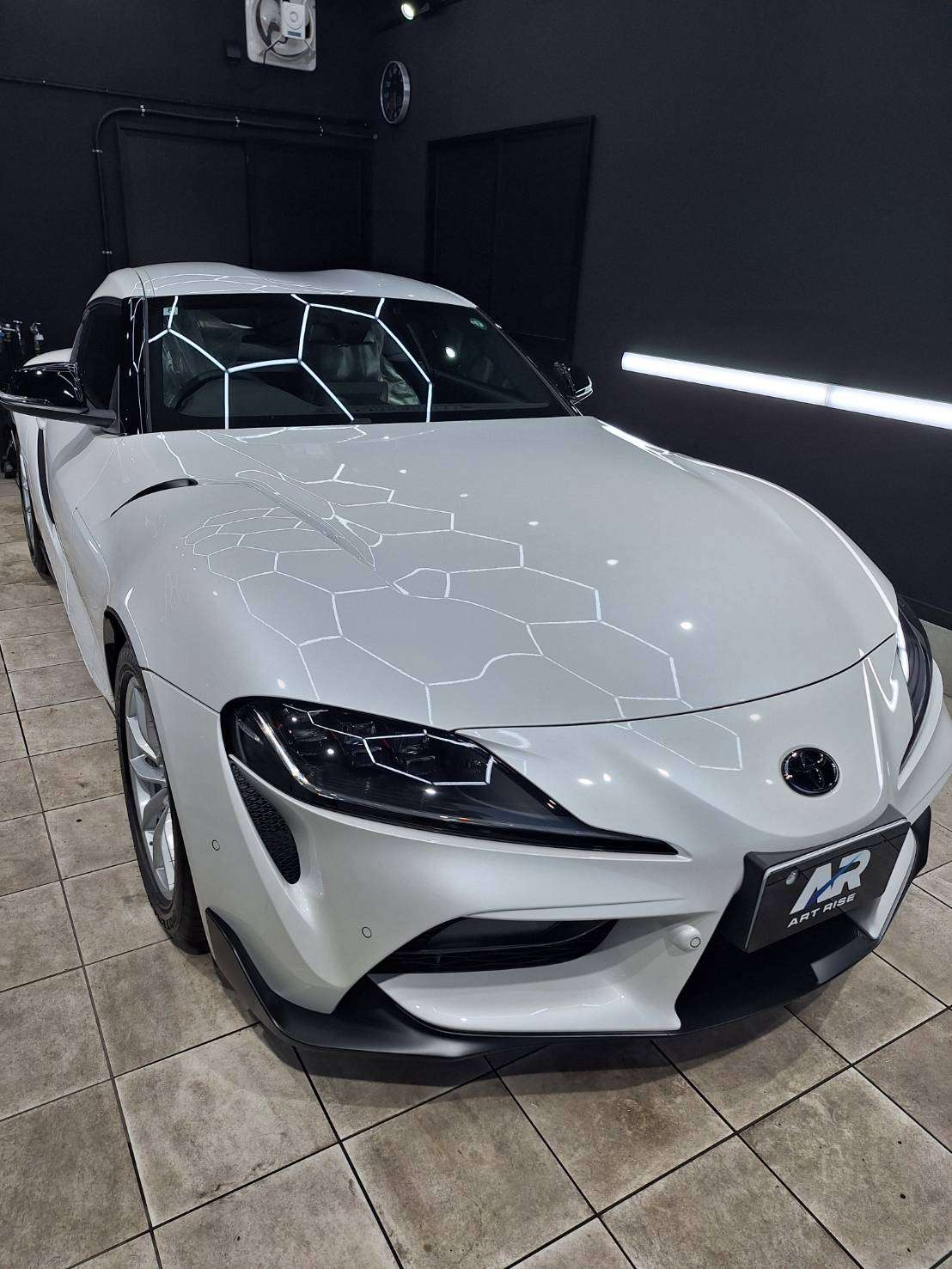 【トヨタ スープラ】リアルガラスコートM ボディ磨き 茨城県つくば市より