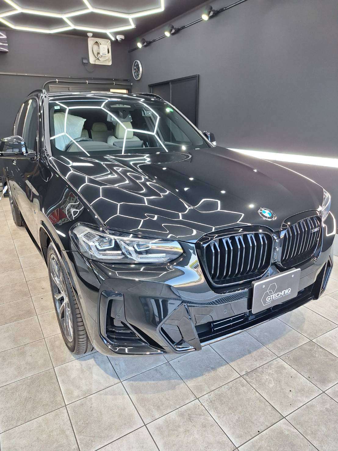 【BMW X3】ジーテクニッククリスタルセラムライト 新車コース 茨城県つくば市より