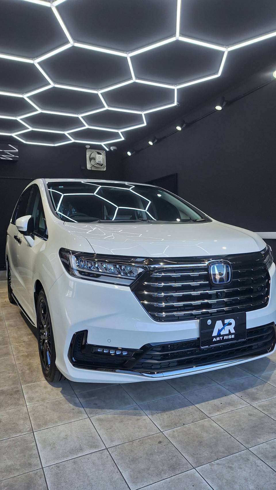 【ホンダ オデッセイ】リアルガラスコートＭ ボディ磨き 茨城県守谷市より